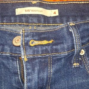 Levi's 515 Size 4